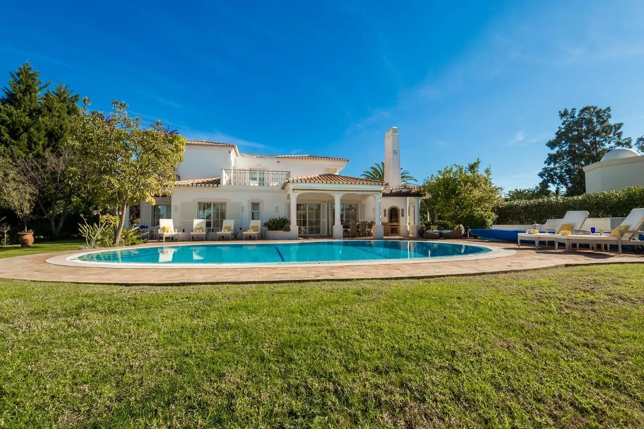 Peaceful 4Br Villa On Gramacho Golf Resort W/ Private Pool Lagoa  Portugal