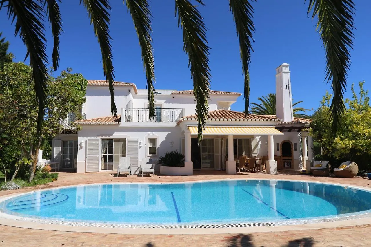 Peaceful 4Br Villa On Gramacho Golf Resort W/ Private Pool Lagoa  0*, Lagoa (Algarve)