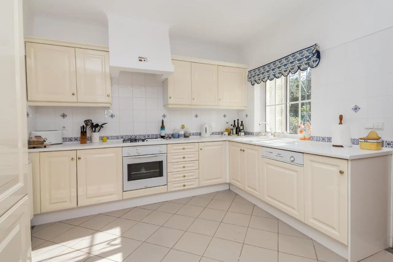 Peaceful 4Br Villa On Gramacho Golf Resort W/ Private Pool Lagoa  Lagoa (Algarve)