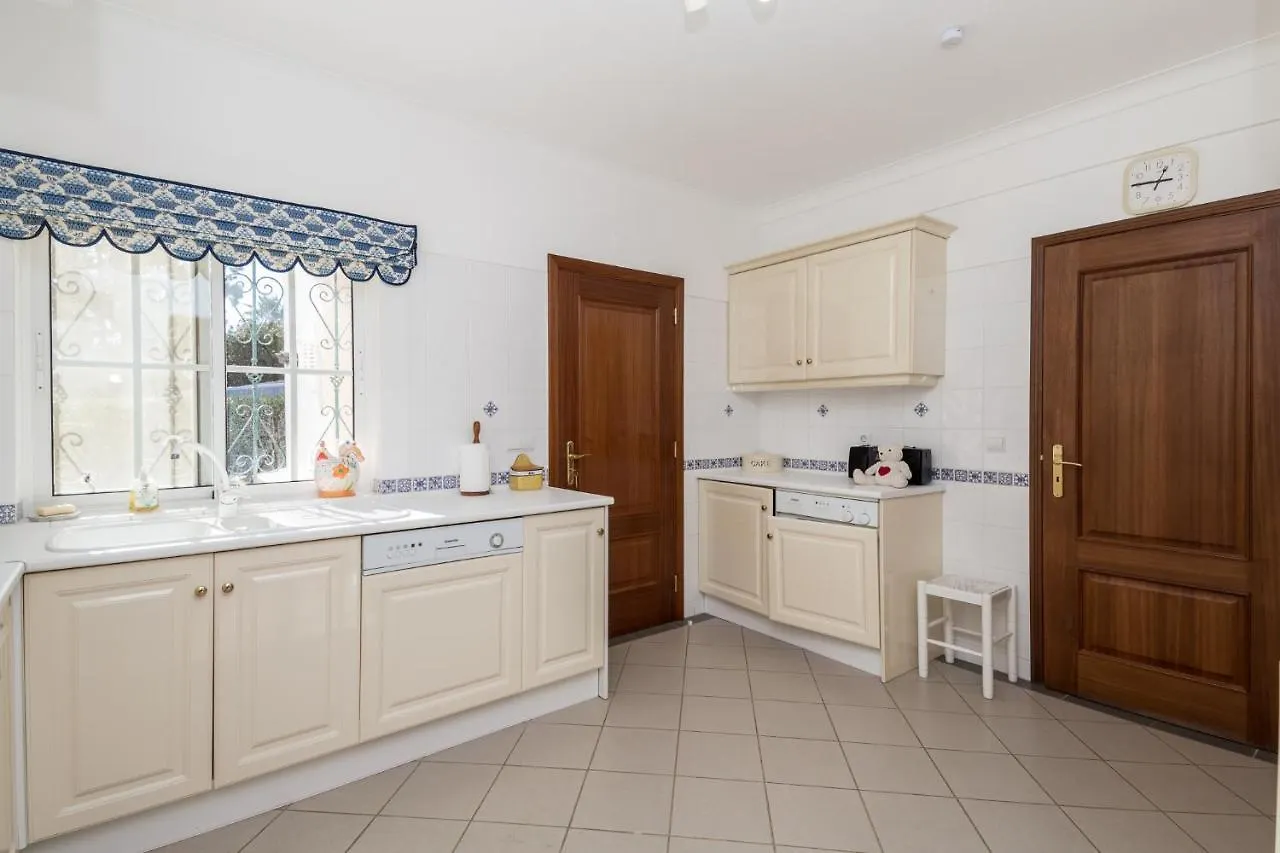 Peaceful 4Br Villa On Gramacho Golf Resort W/ Private Pool Lagoa  Portugal