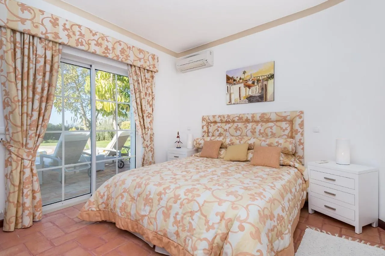 Peaceful 4Br Villa On Gramacho Golf Resort W/ Private Pool Lagoa  Lagoa (Algarve)