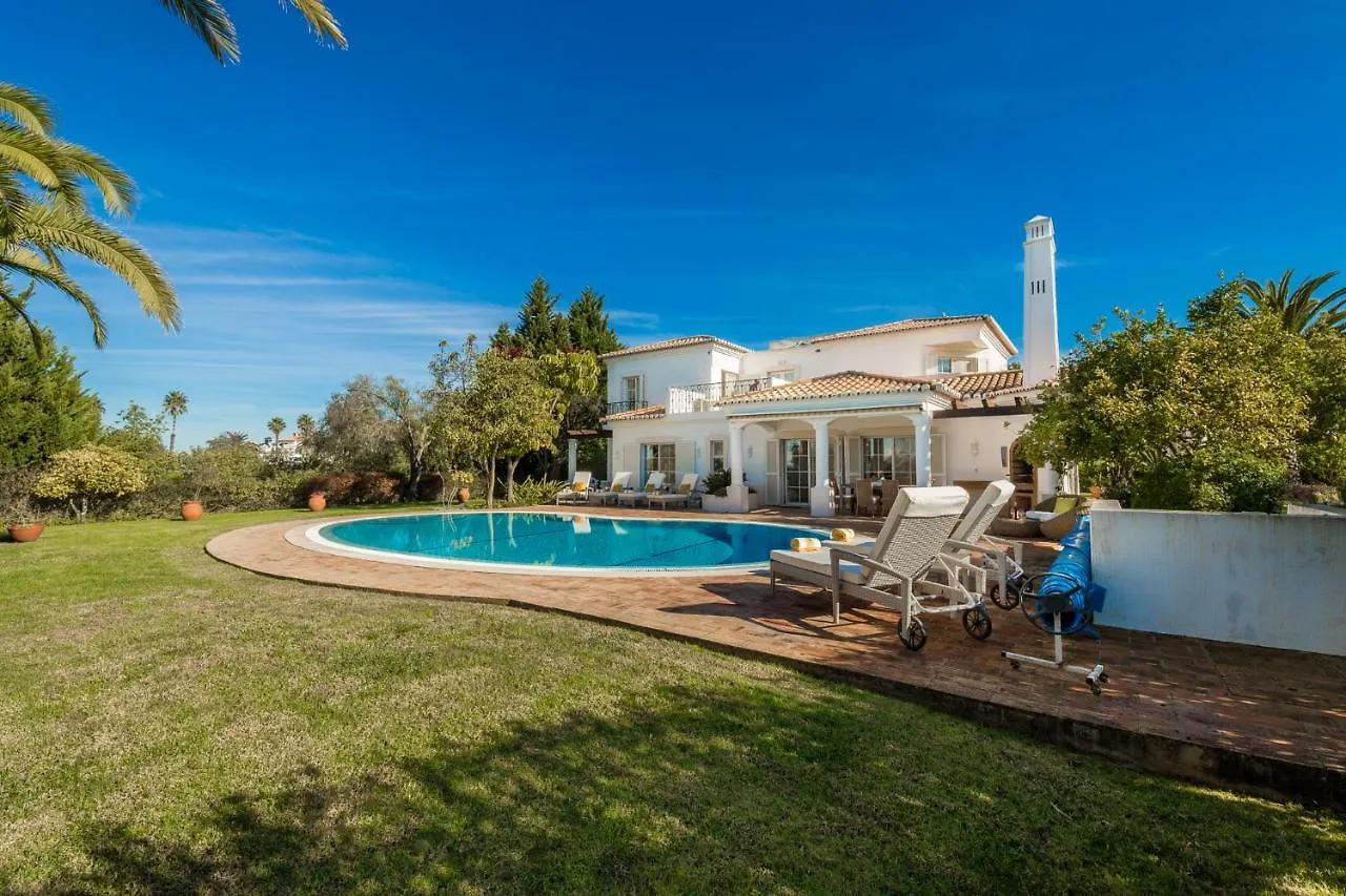 Peaceful 4Br Villa On Gramacho Golf Resort W/ Private Pool Lagoa  Portugal